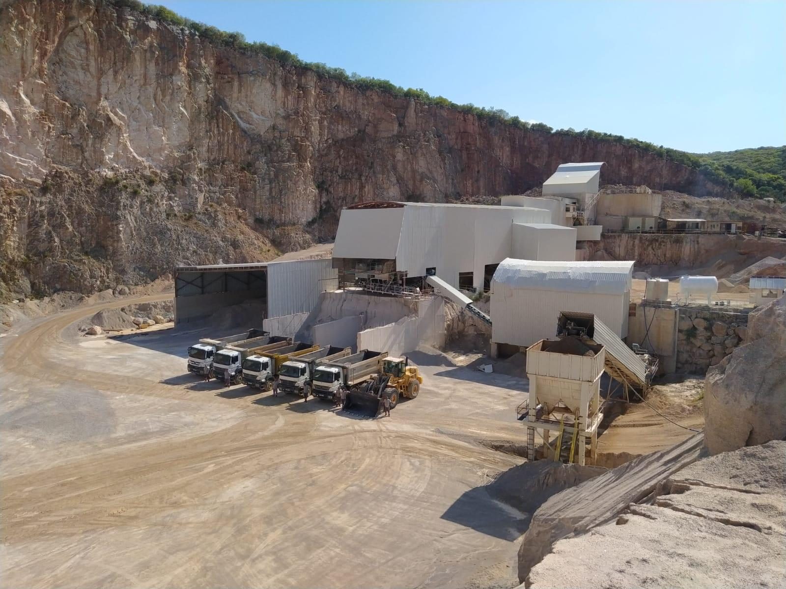 Bemaş production facility and aggregate processing site